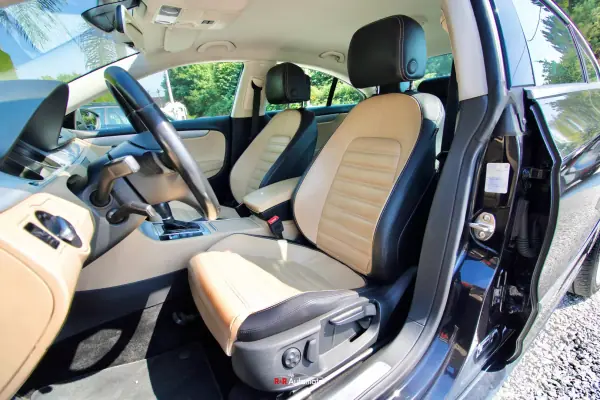 Volkswagen Passat CC 2012 - 16700 EUR, 140000 km - AUTO.MOTO.pt - 140000km - foto 15 de 40