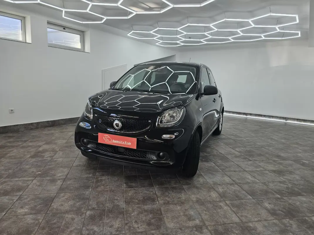 Smart ForFour 2019 - 11000 EUR, 70757 km - 70757km - foto 5 de 29