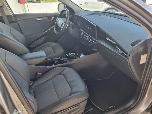 Kia e-Niro 2023 - 26900 EUR, 54000 km - AUTO.MOTO.pt - 54000km - foto 10 de 15