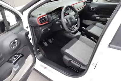 Citroën C3 2020 - 10250 EUR, 82257 km - AUTO.MOTO.pt - 82257km - foto 13 de 28