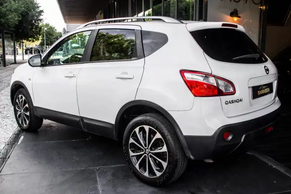 Nissan Qashqai 2012 - 11490 EUR, 151295 km - AUTO.MOTO.pt - 151295km - foto 23 de 31
