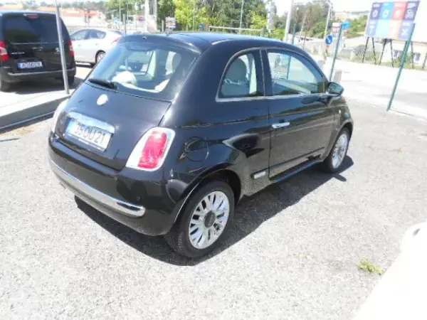 Fiat 500 2014 - 8900 EUR, 69784 km - AUTO.MOTO.pt - 69784km - foto 4 de 11
