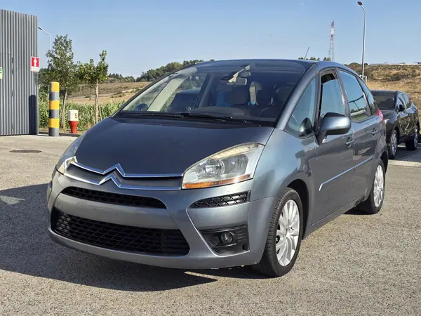 Citroën C4 Picasso 1.6 HDi Dynamique 2008 Diesel — 230 000 km · Lisbon Citroën C4 Picasso 1.6 HDi Dynamique 2008 Diesel
