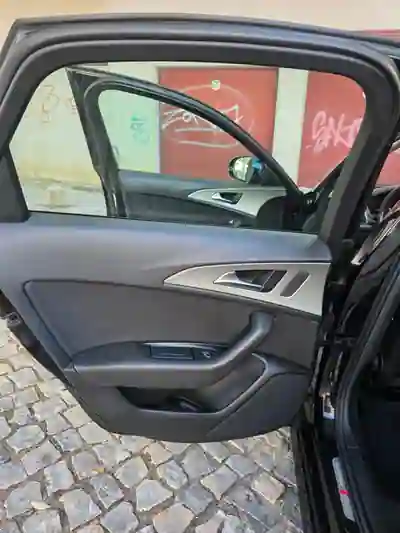 Audi A6 Avant 2014 - 13000 EUR, 260000 km - 260000km - foto 11 de 15