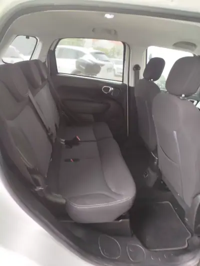 Fiat 500L 2019 - 15800 EUR, 98150 km - AUTO.MOTO.pt - 98150km - foto 3 de 8