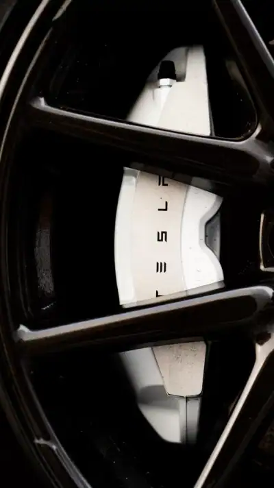 Tesla Model 3 2020 - 25990 EUR, 111680 km - AUTO.MOTO.pt - 111680km - foto 12 de 12