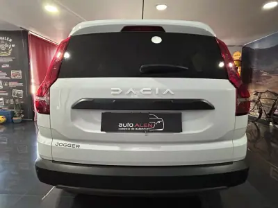 Dacia Jogger 2023 - 15500 EUR, 122342 km - AUTO.MOTO.pt - 122342km - foto 5 de 20