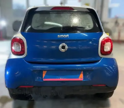Smart ForFour 2016 - 12995 EUR, 98900 km - AUTO.MOTO.pt - 98900km - foto 6 de 6