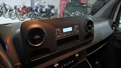 Mercedes-Benz Sprinter 316 Cdi 7G-tronic C/Iva 2018 - 27950 EUR, 160304 km - AUTO.MOTO.pt - 160304km - foto 27 de 34