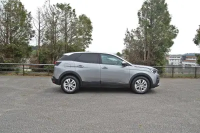 Peugeot 3008 2016 - 14750 EUR, 169391 km - AUTO.MOTO.pt - 169391km - foto 3 de 10