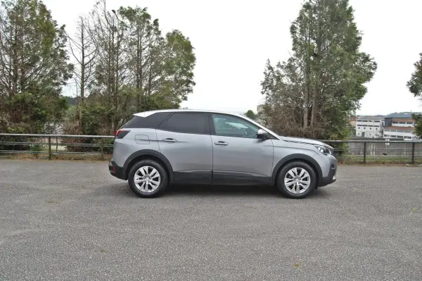 Peugeot 3008 2016 - 14750 EUR, 169391 km - AUTO.MOTO.pt - 169391km - foto 3 de 10
