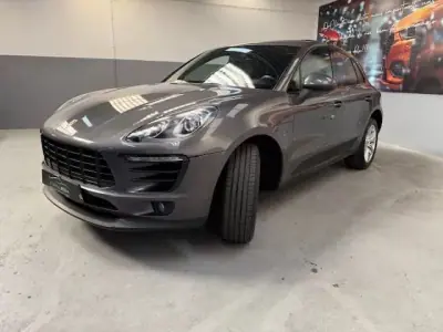 Porsche Macan 2015 - 34750 EUR, 195000 km - AUTO.MOTO.pt - 195000km - foto 2 de 9