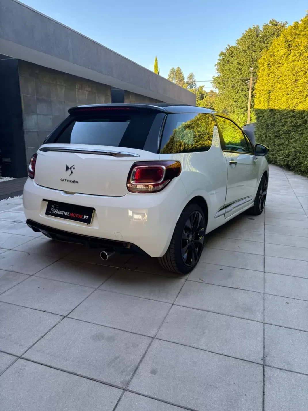 Citroën DS3 2013 - 10900 EUR, 135000 km - AUTO.MOTO.pt - 135000km - foto 6 de 31