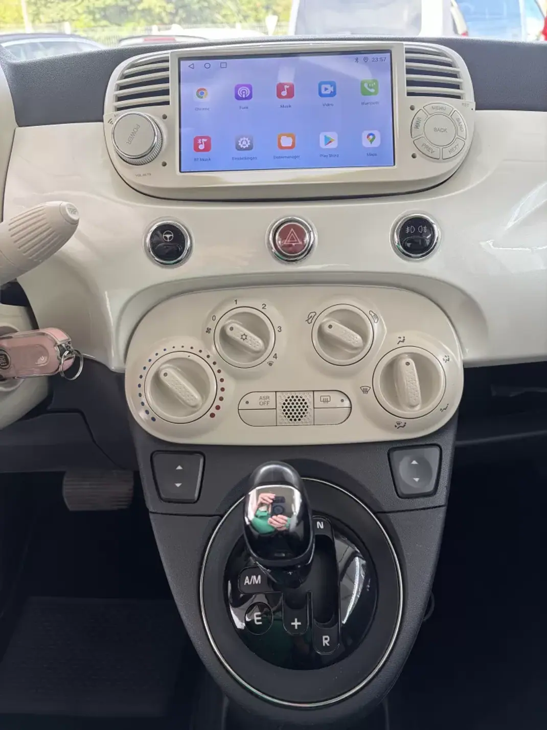 Fiat 500C 2010 - 9490 EUR, 105432 km - 105432km - foto 7 de 14