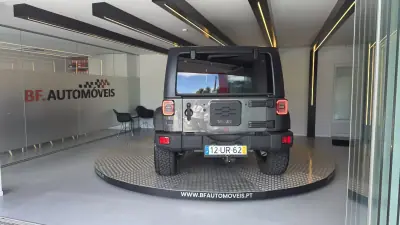 Jeep Wrangler Unlimited 2018 - 49500 EUR, 104894 km - AUTO.MOTO.pt - 104894km - foto 18 de 63
