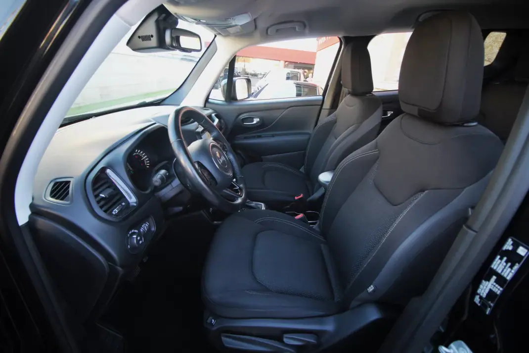 Jeep Renegade 2022 - 18990 EUR, 99500 km - 99500km - foto 14 de 49