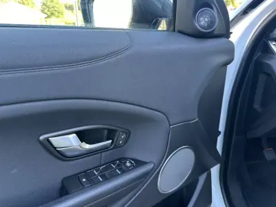 Land Rover Range Rover Evoque 2016 - 19900 EUR, 189000 km - AUTO.MOTO.pt - 189000km - foto 39 de 62