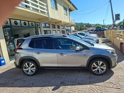 Peugeot 2008 2017 - 10000 EUR, 178323 km - 178323km - foto 5 de 37
