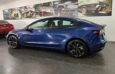 Tesla Model 3 2021 - 25990 EUR, 100000 km - AUTO.MOTO.pt - 100000km - foto 27 de 46