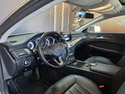 Mercedes-Benz CLS 350 2015 - 27900 EUR, 192000 km - AUTO.MOTO.pt - 192000km - foto 4 de 16