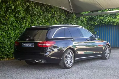 Mercedes-Benz C 220 2017 - 23900 EUR, 125000 km - AUTO.MOTO.pt - 125000km - foto 8 de 16