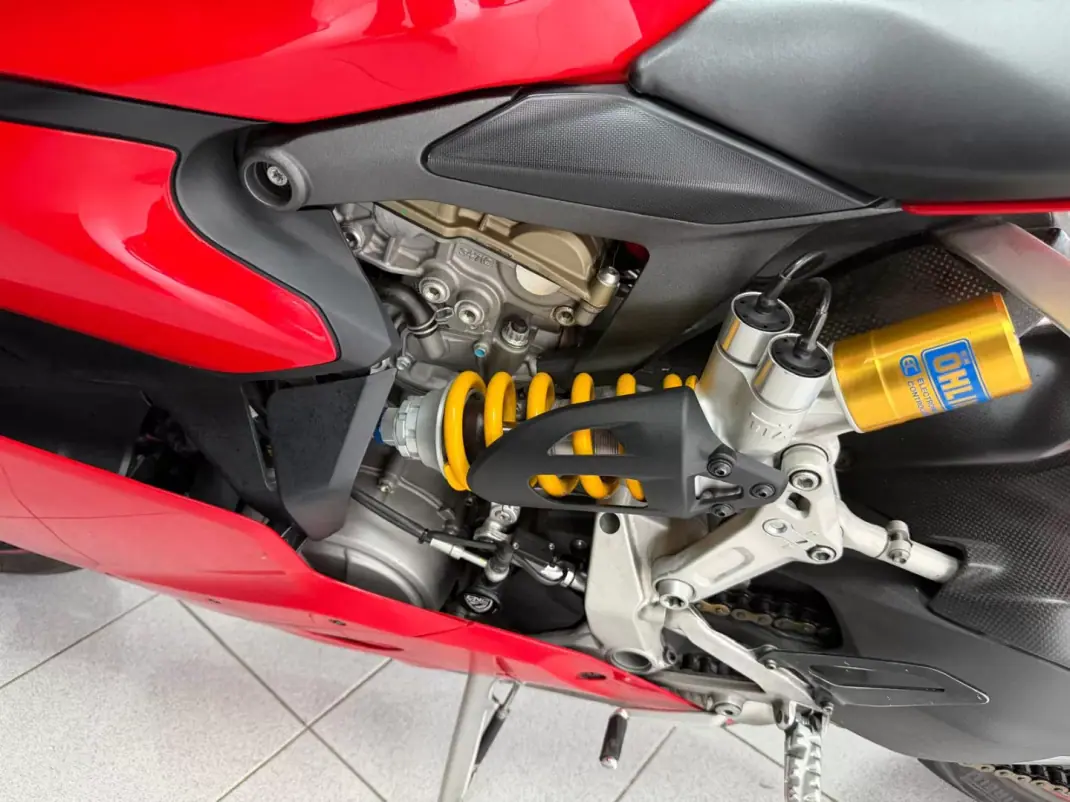 Ducati 1199 Panigale 2012 - 16500 EUR, 23573 km - 23573km - foto 10 de 20