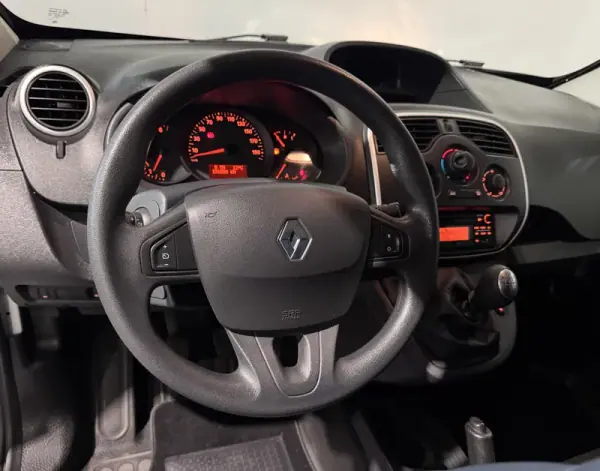 Renault KANGOO MAXI 1.5 DCI BUSINESS S/S 2020 - 13750 EUR, 151000 km - AUTO.MOTO.pt - 151000km - foto 25 de 33
