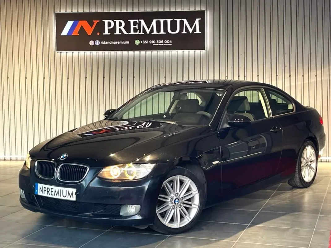 BMW 320 2007 - 13500 EUR, 221000 km - AUTO.MOTO.pt - 221000km - foto 1 de 33
