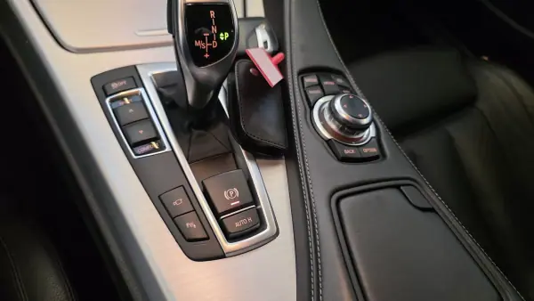 BMW 640 Gran Coupé 2013 - 25900 EUR, 181233 km - AUTO.MOTO.pt - 181233km - foto 46 de 66
