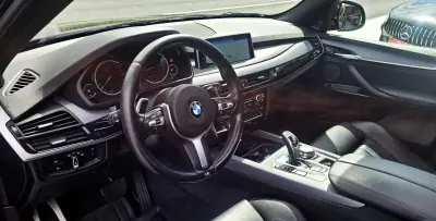 BMW X5 2017 - 35000 EUR, 150000 km - AUTO.MOTO.pt - 150000km - foto 27 de 40
