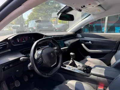 Peugeot 508 SW 2019 - 16900 EUR, 153000 km - AUTO.MOTO.pt - 153000km - foto 9 de 15