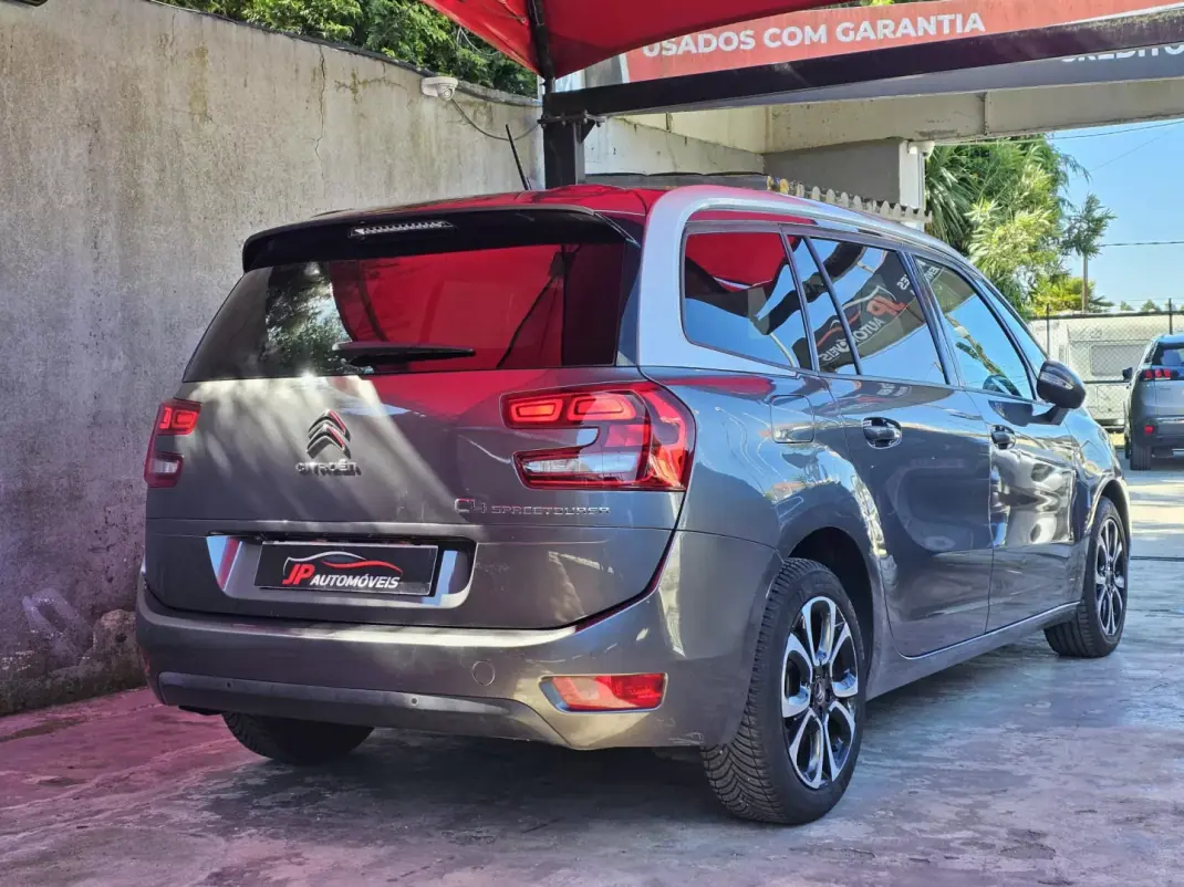 Citroën Grand C4 Spacetourer 2019 - 12750 EUR, 109500 km - AUTO.MOTO.pt - 109500km - foto 14 de 16
