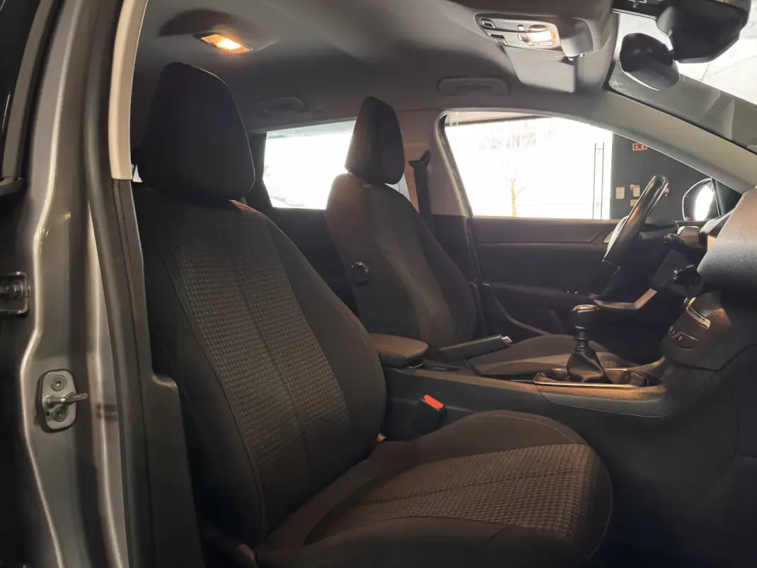 Peugeot 308 SW 2020 - 13490 EUR, 122100 km - AUTO.MOTO.pt - 122100km - foto 33 de 34