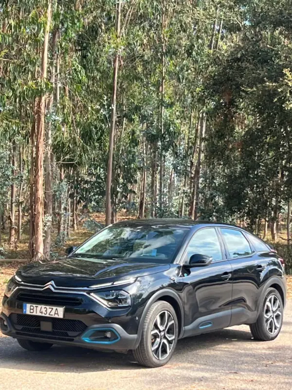 Citroën e-C4 2022 - 19900 EUR, 75680 km - AUTO.MOTO.pt - 75680km - foto 23 de 71