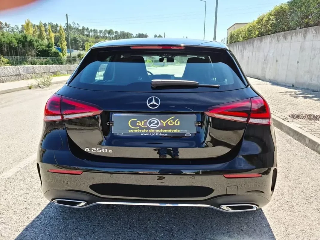 Mercedes-Benz A 250 2021 - 32000 EUR, 27000 km - AUTO.MOTO.pt - 27000km - foto 25 de 26