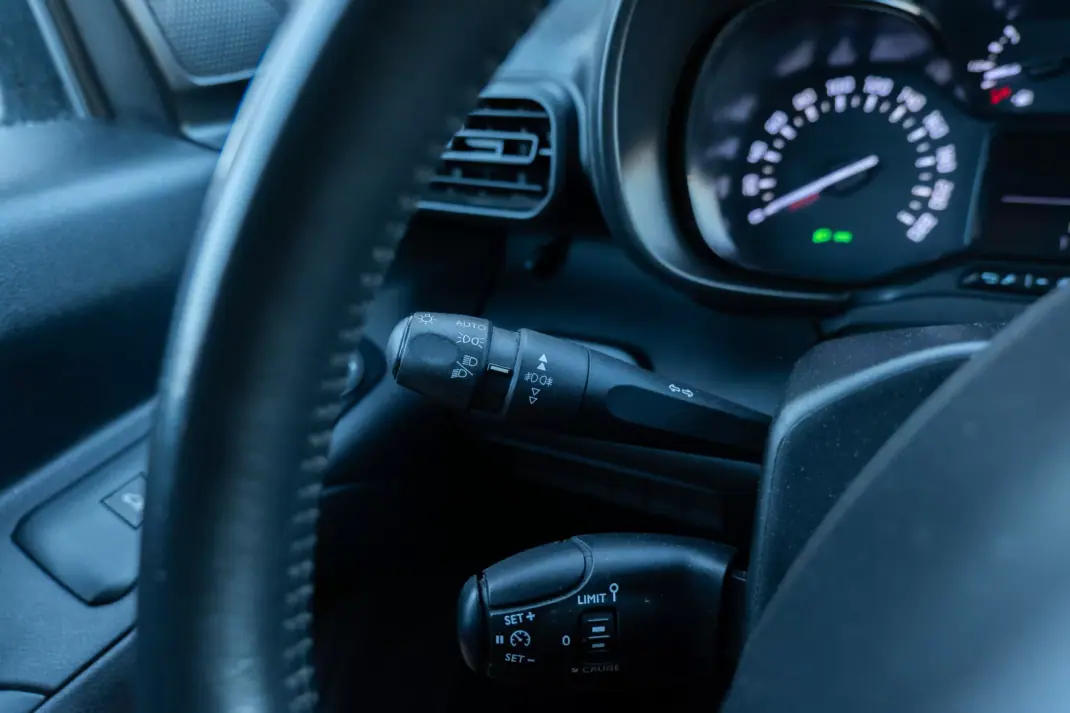 Citroën Berlingo 2022 - 14900 EUR, 115 km - AUTO.MOTO.pt - 115km - foto 15 de 22