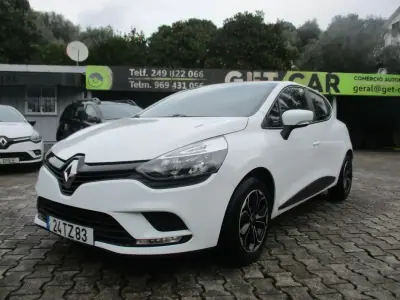 Renault Clio 2017 - 11990 EUR, 81000 km - 81000km - foto 1 de 24