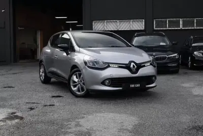 Renault Clio 2017 - 11999 EUR, 138000 km - AUTO.MOTO.pt - 138000km - foto 4 de 22