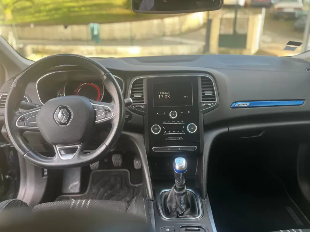 Renault Mégane 2016 - 15750 EUR, 120000 km - AUTO.MOTO.pt - 120000km - foto 8 de 8