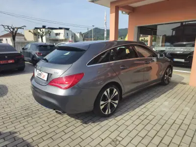 Mercedes-Benz CLA 200 2015 - 17500 EUR, 169158 km - AUTO.MOTO.pt - 169158km - foto 4 de 15