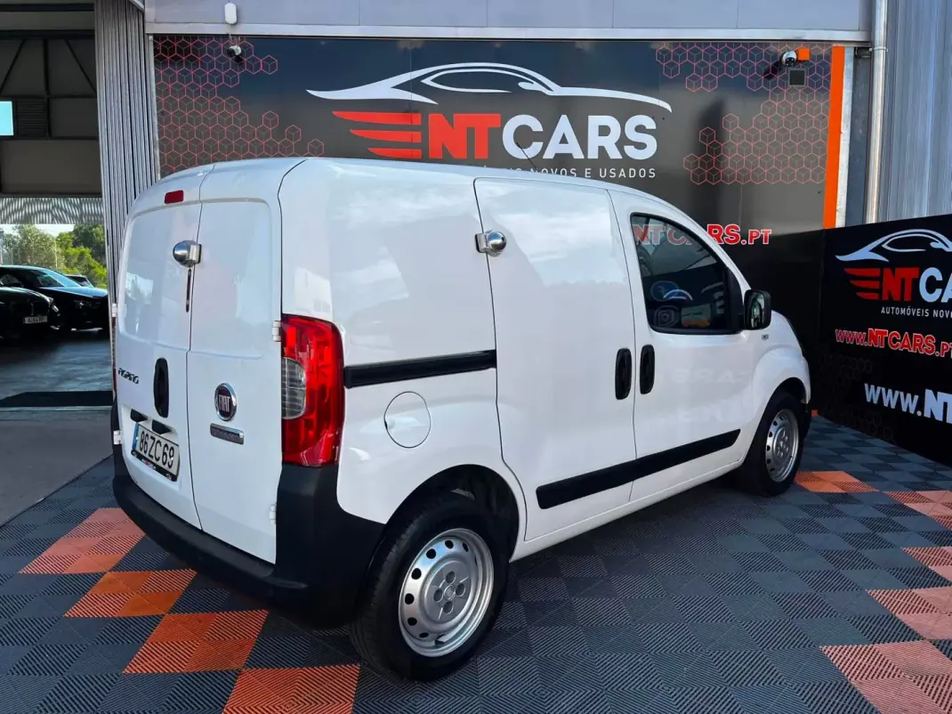 Fiat Fiorino 2019 - 8500 EUR, 173290 km - 173290km - foto 2 de 15