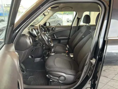 MINI Countryman 2011 - 9750 EUR, 208387 km - AUTO.MOTO.pt - 208387km - foto 22 de 30