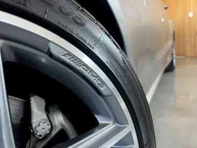 Mercedes-Benz E 220 2015 - 24999 EUR, 161900 km - AUTO.MOTO.pt - 161900km - foto 10 de 135