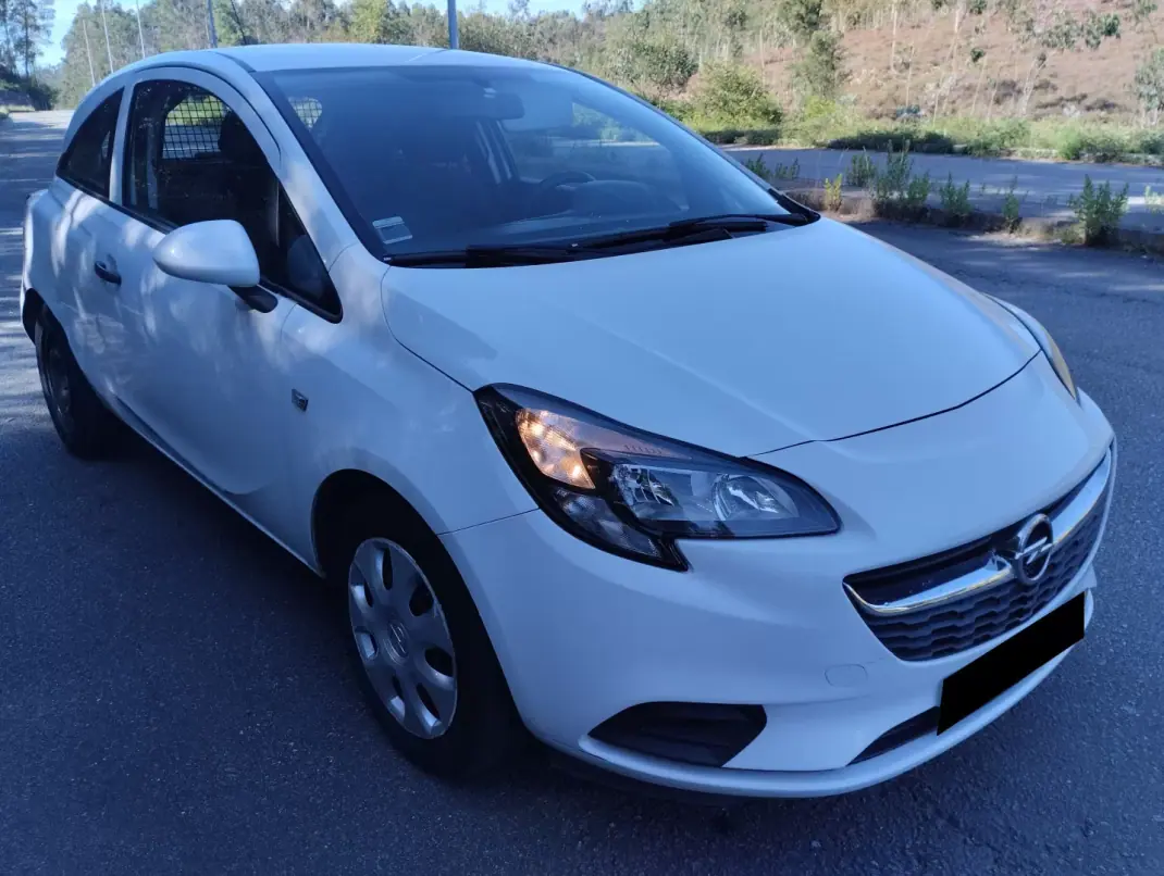Opel CORSA VAN 1.3 CDTI 2017 - 8250 EUR, 190000 km - AUTO.MOTO.pt - 190000km - foto 3 de 16