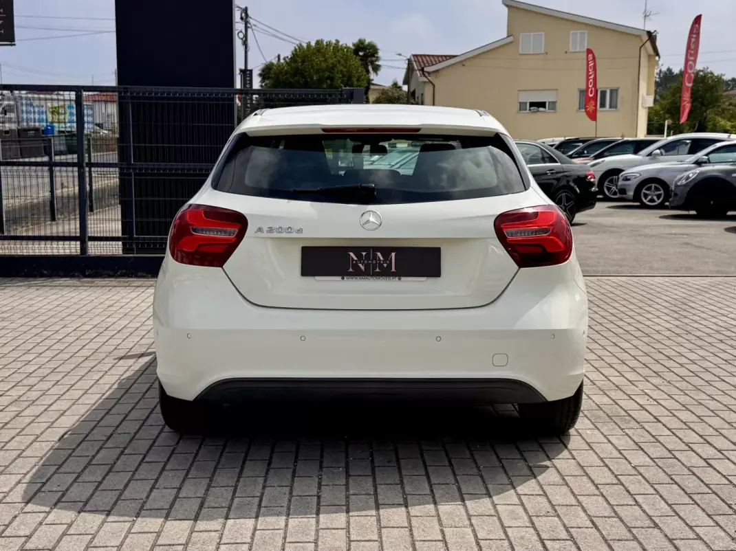 Mercedes-Benz A 200 2016 - 19990 EUR, 110000 km - 110000km - foto 4 de 19