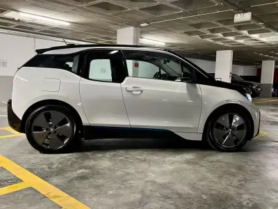 BMW i3 2020 - 16990 EUR, 79000 km - AUTO.MOTO.pt - 79000km - foto 44 de 50
