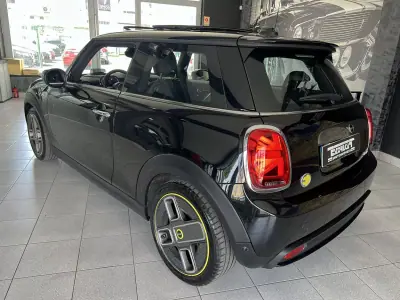 MINI Electric 2020 - 18800 EUR, 54497 km - AUTO.MOTO.pt - 54497km - foto 4 de 25