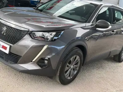 Peugeot 2008 2021 — foto 5 de 16