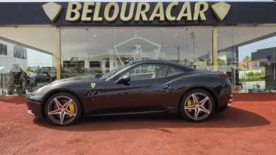 Ferrari California 2012 - 132000 EUR, 57249 km - AUTO.MOTO.pt - 57249km - foto 5 de 8
