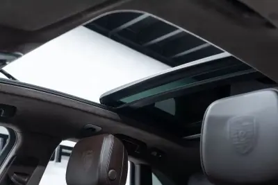 Porsche Macan 2016 - 49950 EUR, 131000 km - AUTO.MOTO.pt - 131000km - foto 28 de 53